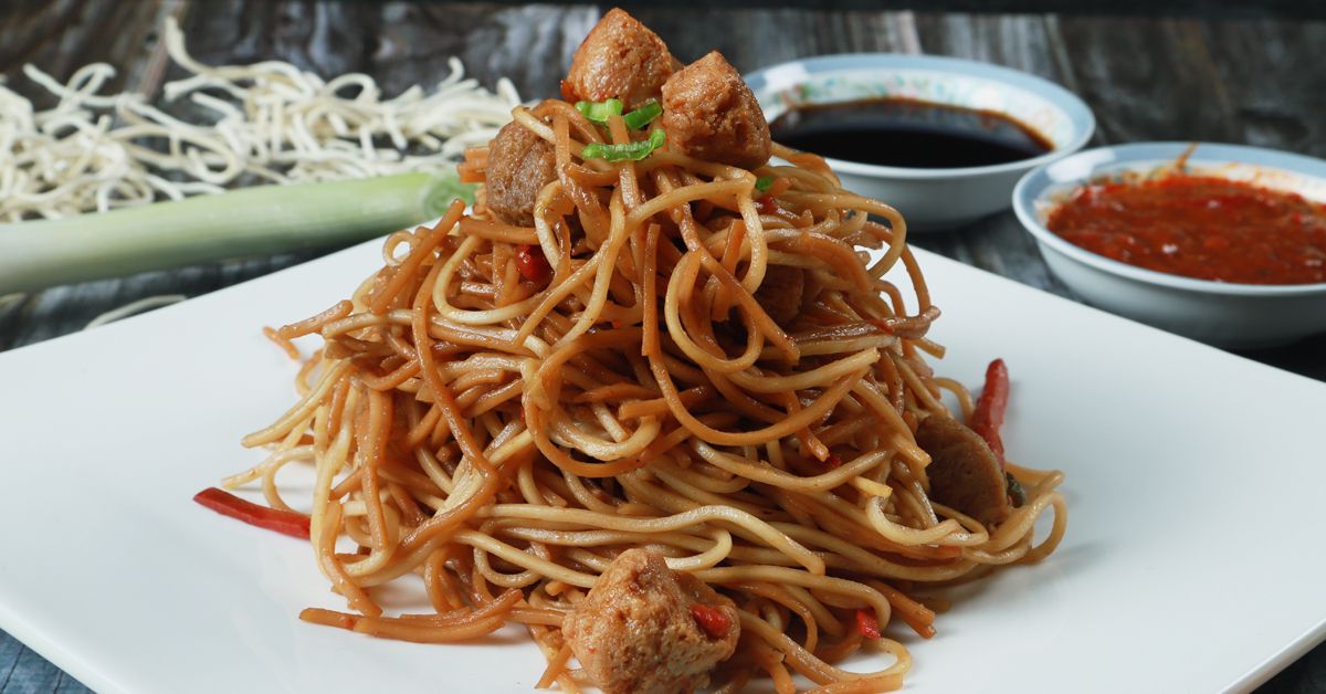 Soya Hakka Noodles image