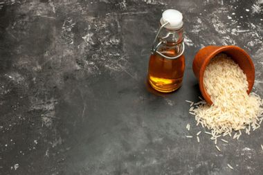 Fuel Your Wellness Journey with These Amazing Health Benefits of Rice Bran Oil