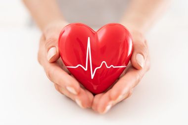 5 Basic Elements One Must Monitor to ensure a Healthy Heart