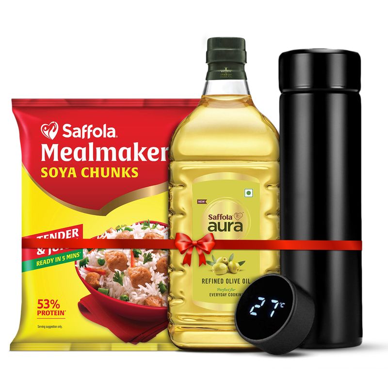 Saffola Aura Refined Oil, 2L + Saffola Mealmaker Soya Chunks 1Kg + Digital Flask