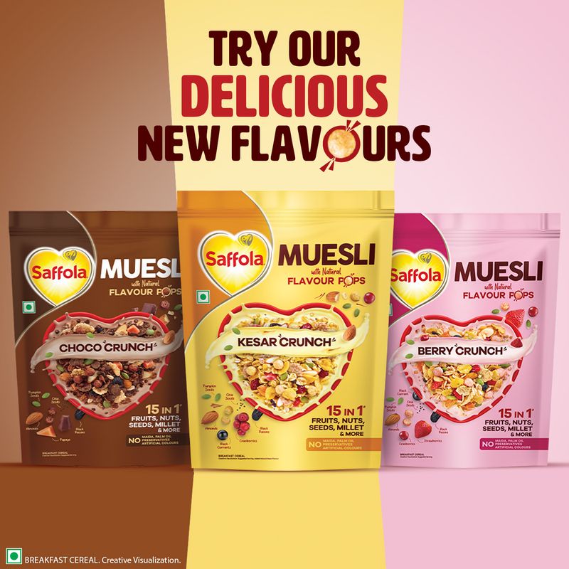 Saffola Muesli Kesar Crunch with Flavour Pops, 450g | 15 in 1 Fruit and Nuts, Seeds, Millet & more