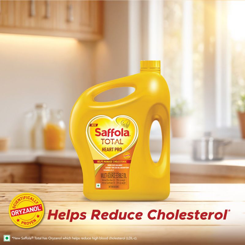 Saffola Total Oil | Heart Pro | Multi source Edible Oil (Blend of Refined Ricebran oil & Refined Sunflower oil) | Power of 6 | Helps Manage Cholesterol | 5 Litre Jar