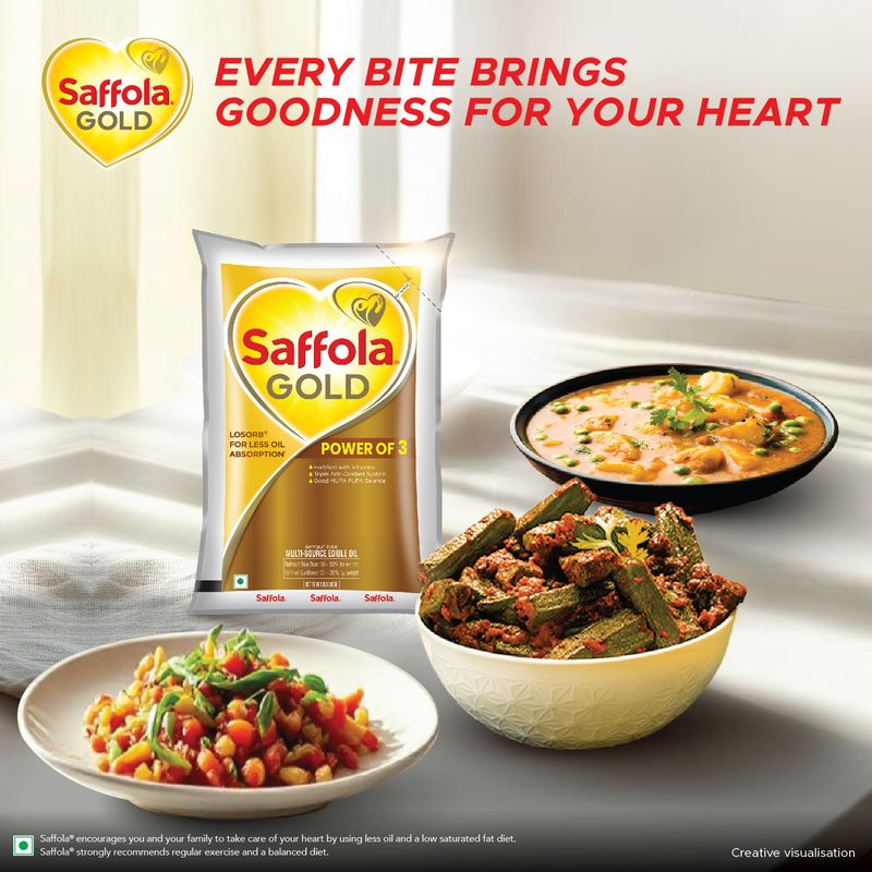 Saffola Gold Refined Cooking oil | Power of 3 - Balance of Good Fats, Triple Anti-Oxidant System & Fortified with Vitamins | Multi-Source Edible Rice Bran & Sunflower Oil | 1 Litre Pouch