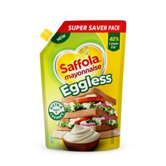 Saffola Mayonnaise Eggless | Extra Creamy & Tasty, 700g | Veg Mayonnaise for sandwich, wraps, pastas, burgers & a dip